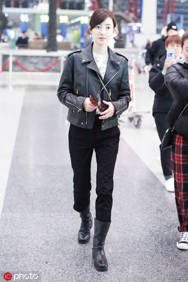 复工出行GET帅气皮衣造型！热巴复古、千玺男友风、娜比休闲风