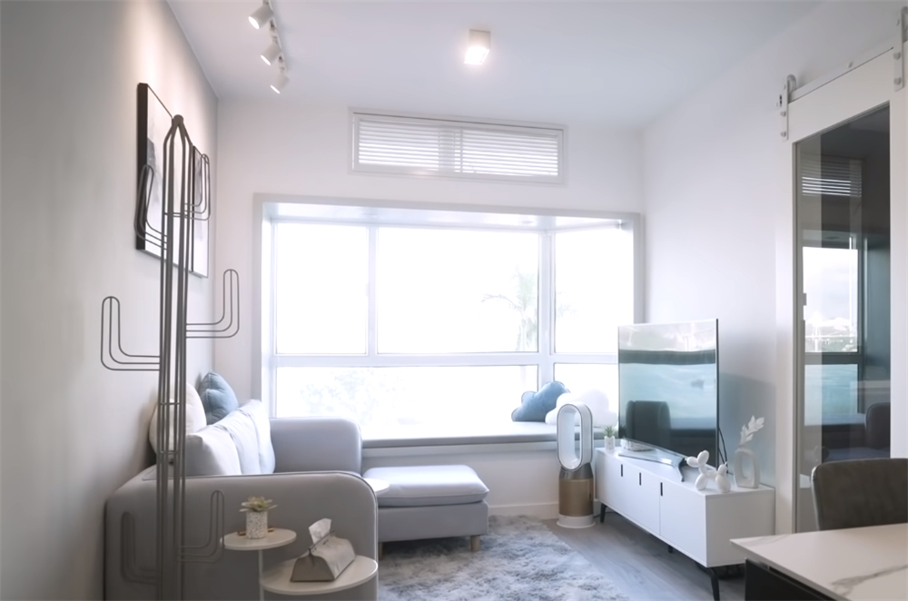 女孩在香港的4平方蜗居生活,香港330平别墅独居