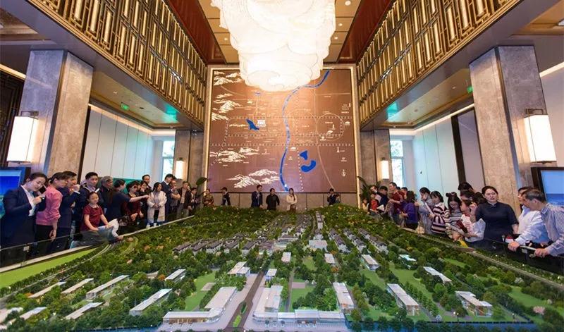 依山傍水苏式园林庭院,自然清幽山谷依山而建的院落