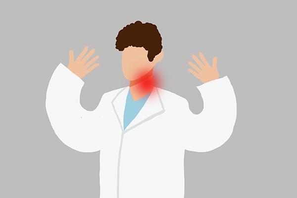 左耳朵突然发热代表什么预兆,右边耳朵突然发热怎么回事