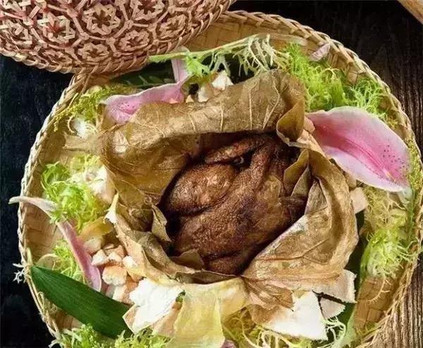 荷叶菜品大全,利用鲜荷叶制作的菜品