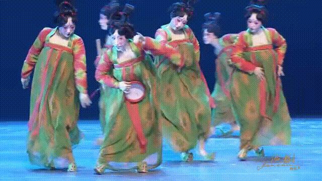 河南卫视杀疯了，《洛神水赋》火遍国内外！华春莹都被圈粉