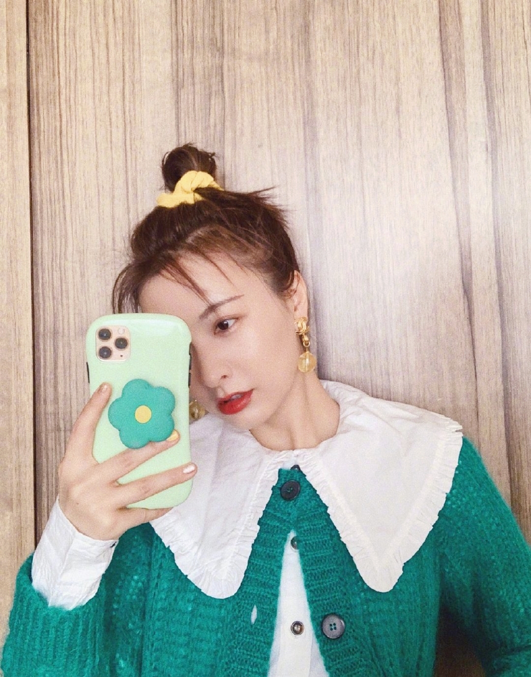 吴昕的潮流穿搭,吴昕的秋冬时尚穿搭造型告诉你