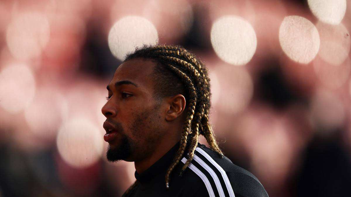 特劳雷回归狼队了么,特劳雷踢西甲现状