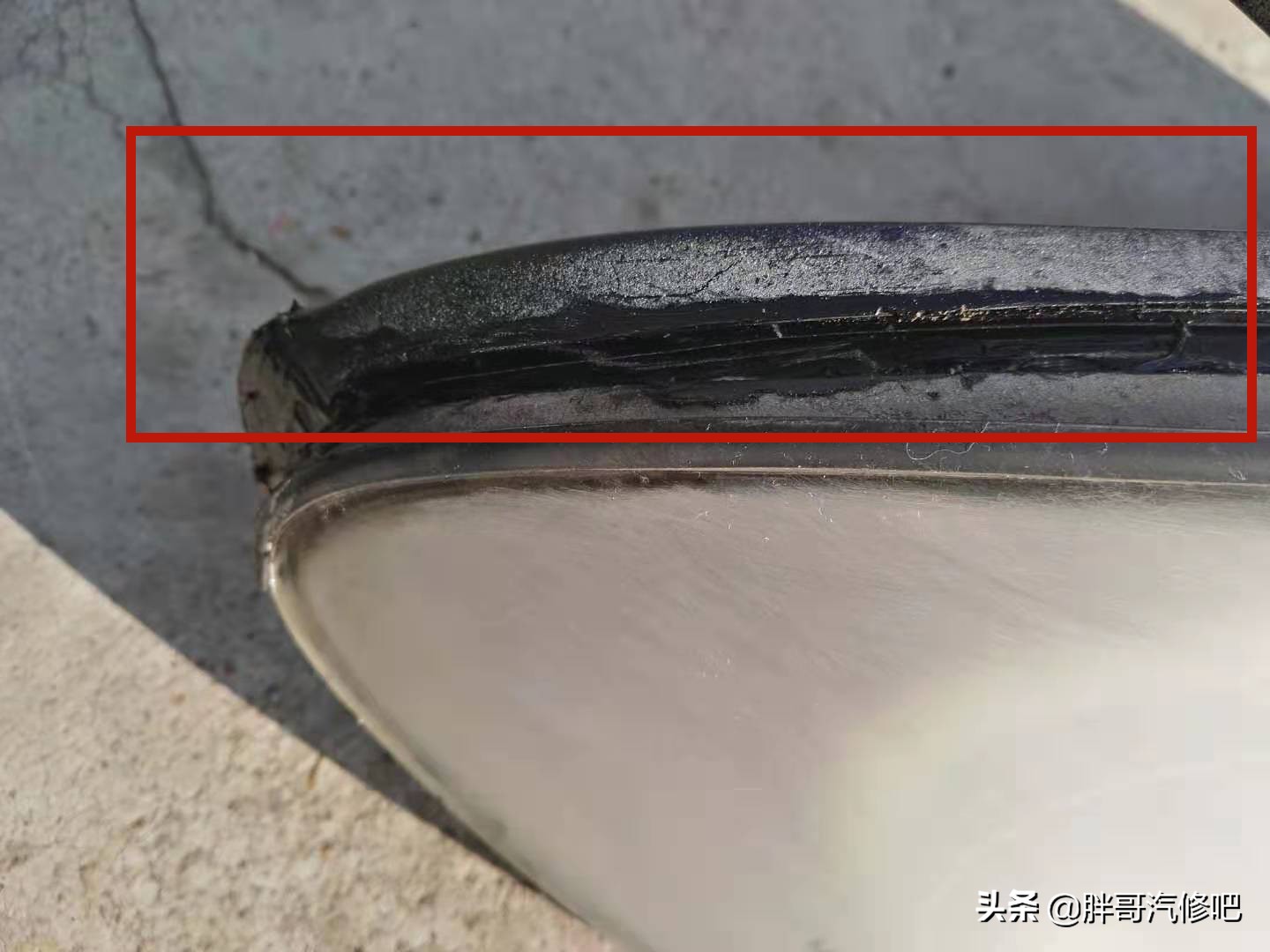 大灯漏水有妙招,大灯漏水起雾发黄维修