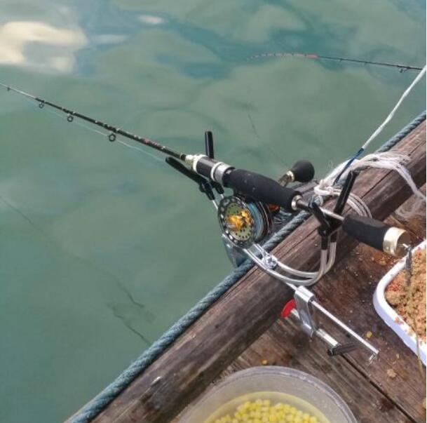 筏钓挂泥鳅钓翘嘴抓口技巧,筏钓翘嘴泥鳅打窝正确方法