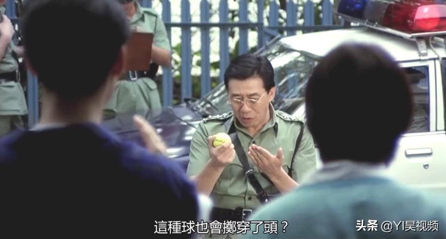 张学友经典喜剧，许冠英搞笑担当，头顶*裤内**斗僵尸《猛鬼差馆》