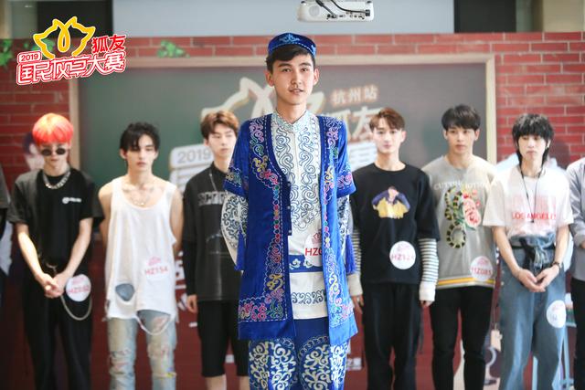 江南帅哥温柔*击狙**你心！“狐友国民校草”大赛杭州站海选进行时