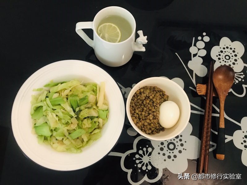 36岁张韶涵逆天的少女感,张韶涵40岁还能保持少女感的秘诀