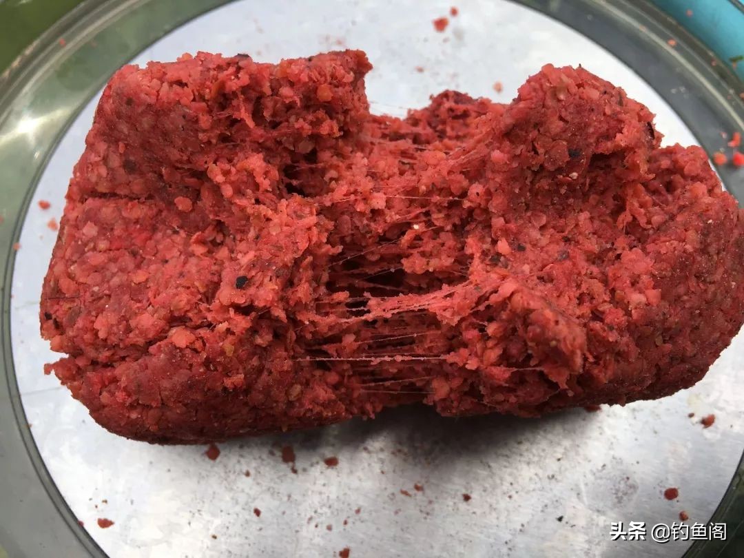 聊聊野钓鲫鱼饵料配方,一问就来的鱼饵