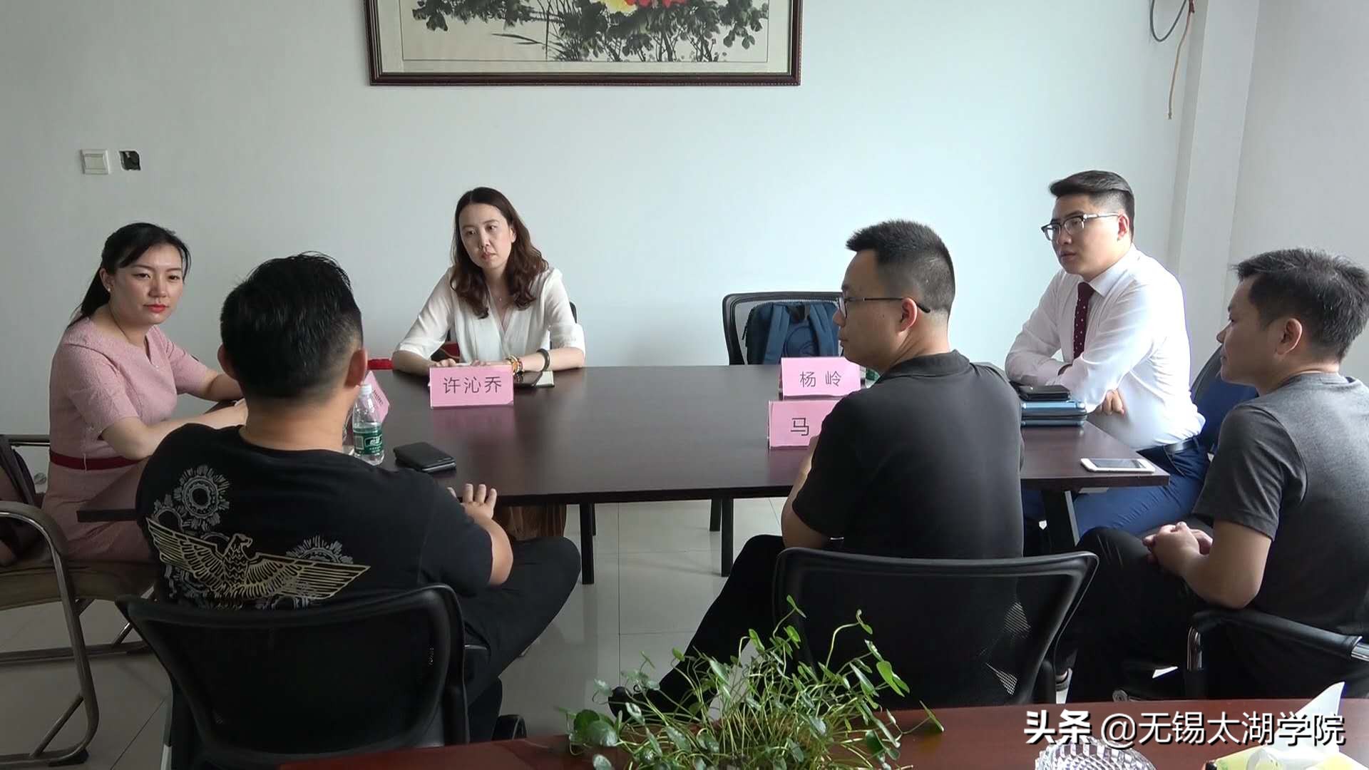 走访优秀校友系列活动,走访杰出校友