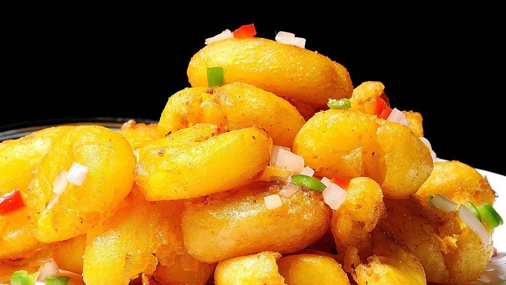 吃在驼梁，体验舌尖上的味道/郝贵云