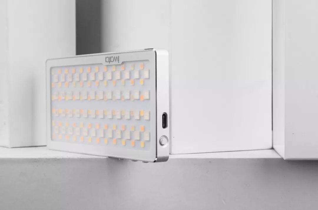 iwata补光灯,iwata补光灯测试