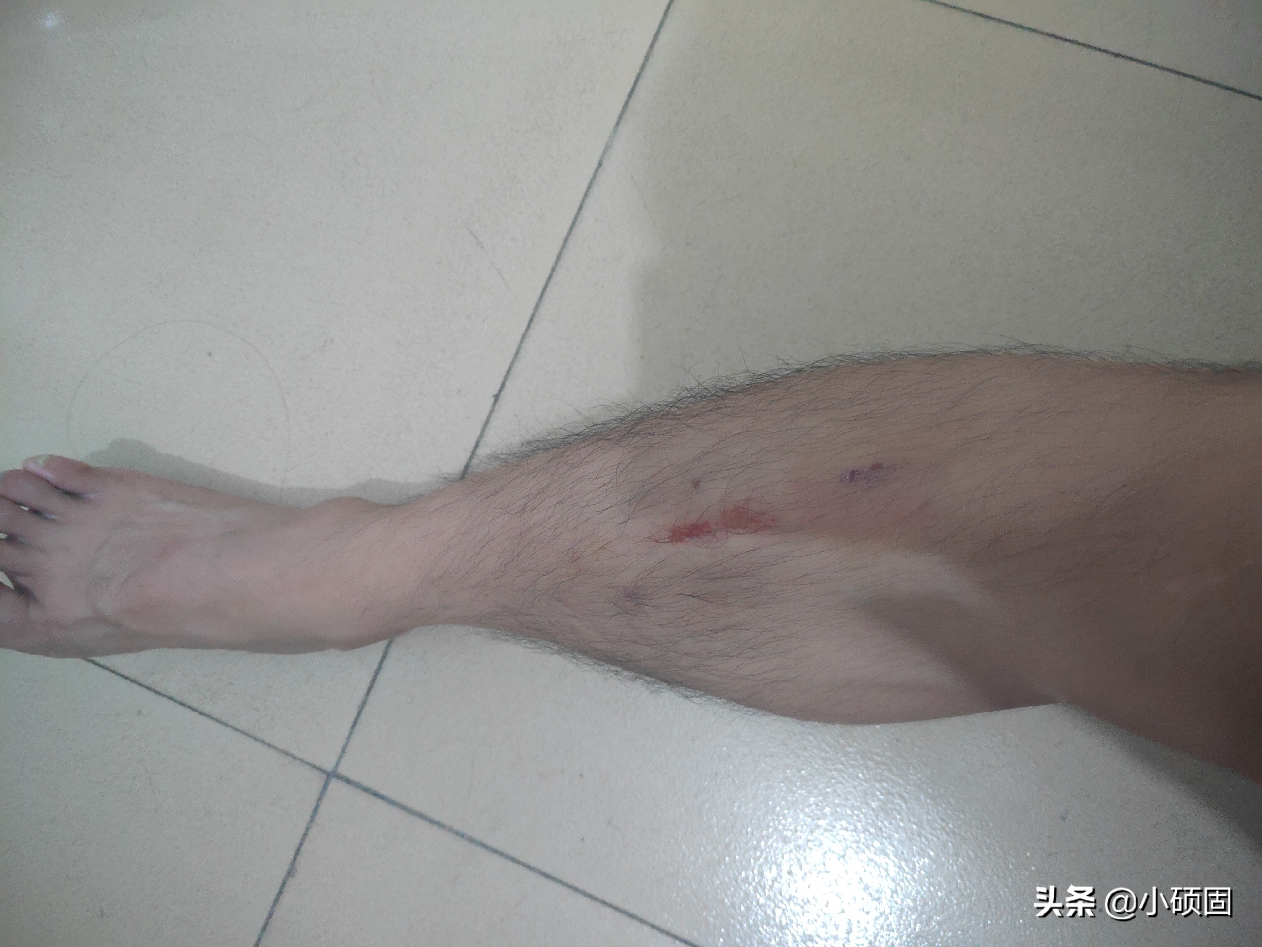 健身运动踢毽子的解说,健身踢足球