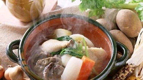 经常锻炼大量出汗要补充维生素吗,运动很容易出汗是好事还是坏事