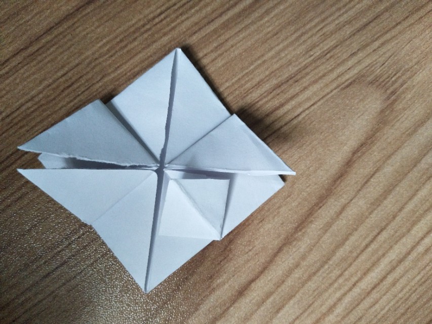 手工折纸爱心的折法简单,小爱心手工折纸超简单