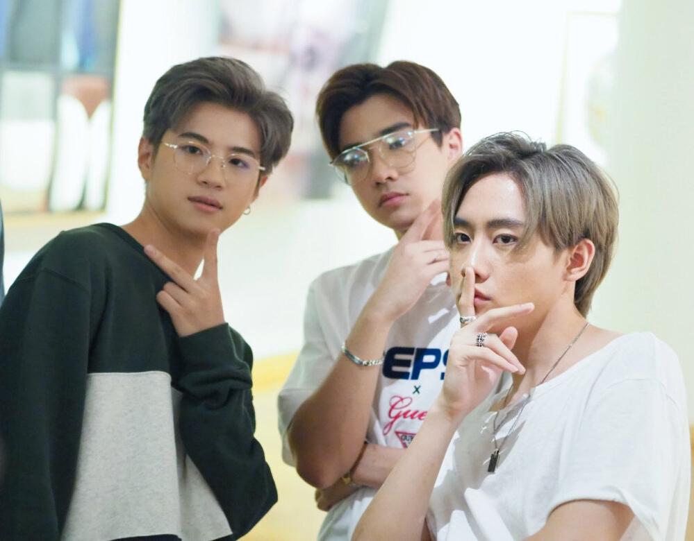 皮皮泡皮皮乐：感天动地母子情，这才是男孩子间的交情