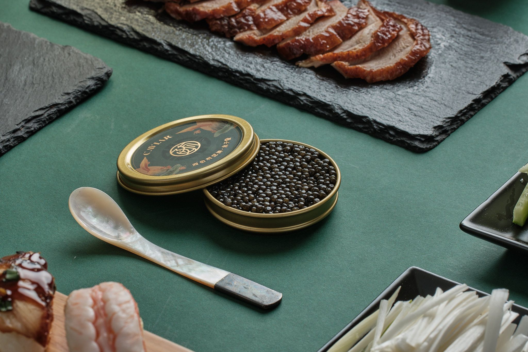 春鮪(wěi)引领中国鱼子酱“新食尚”,缔造匠心美味