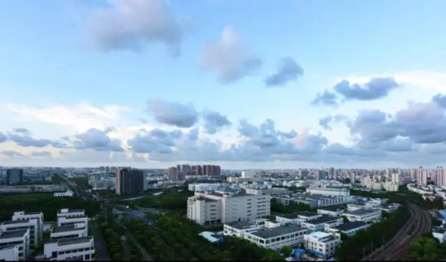 上海市最低工资标准2024最新,2005年至2020年上海最低工资