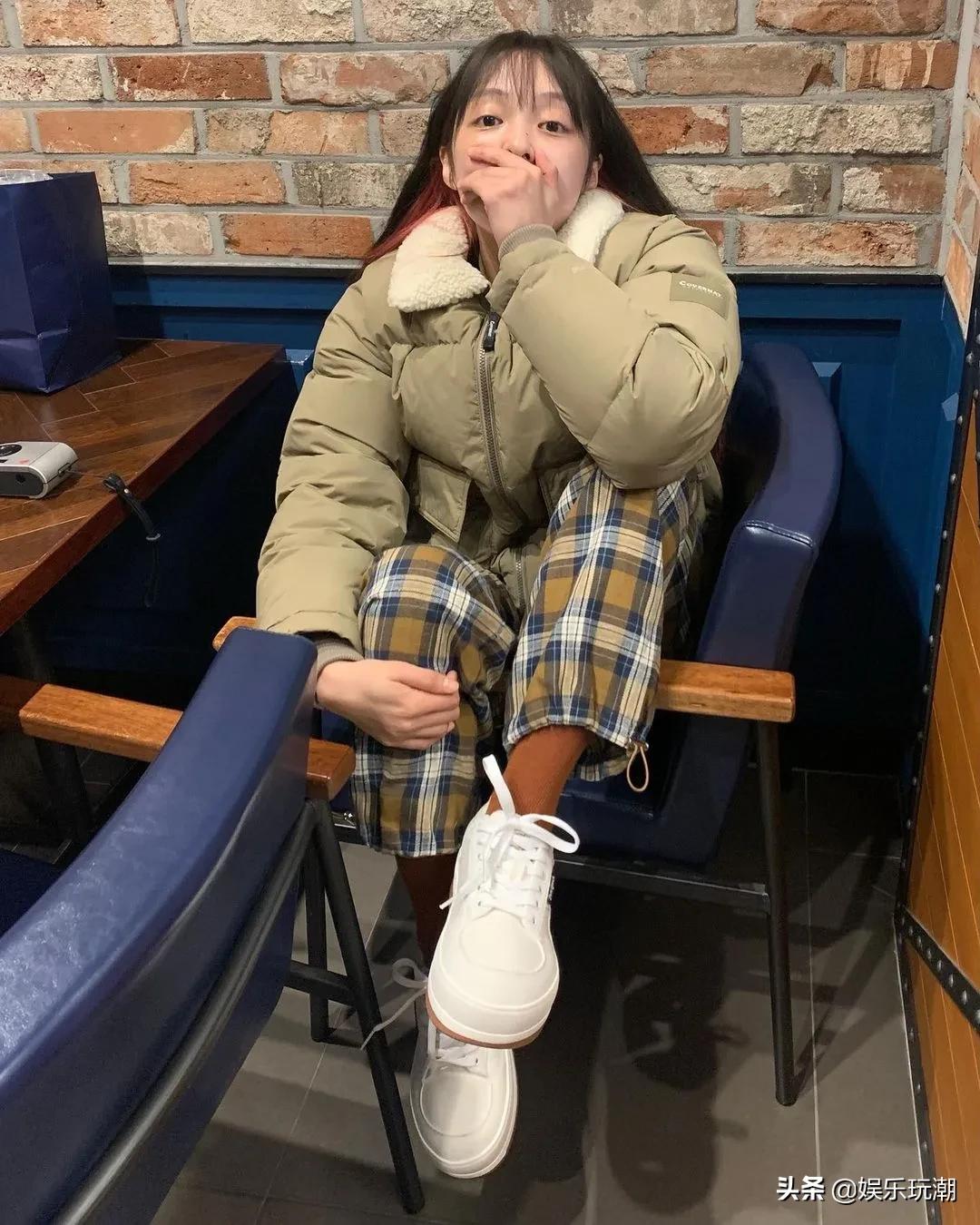 赵露思撞脸小女孩,赵露思撞脸鞠婧祎