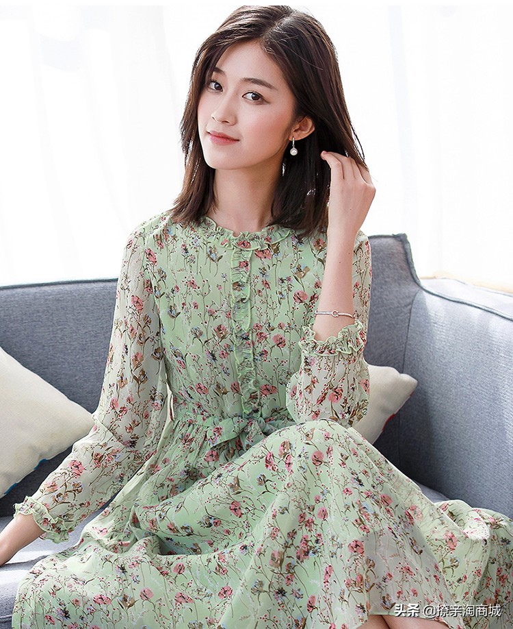 冬季新款碎花连衣裙中长款,连衣裙春装新款复古碎花裙子女