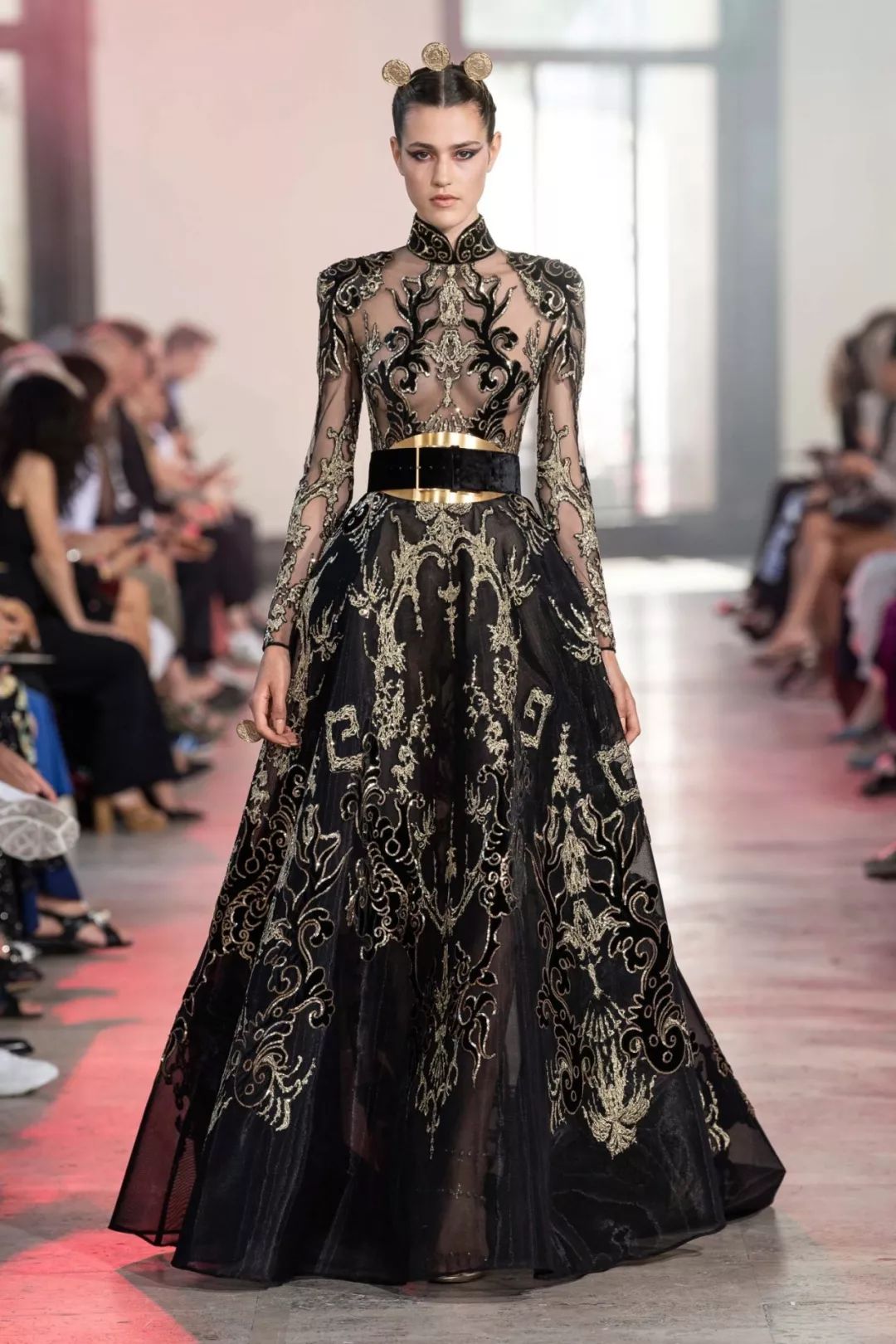 高定eliesaab刘亦菲,eliesaab高定仙女裙