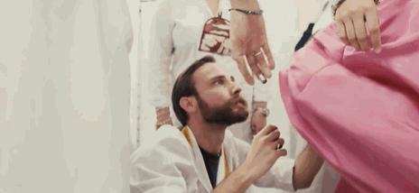 Valentino第一次中国办高定秀，张艺兴来捧场，杜鹃压轴气质绝了