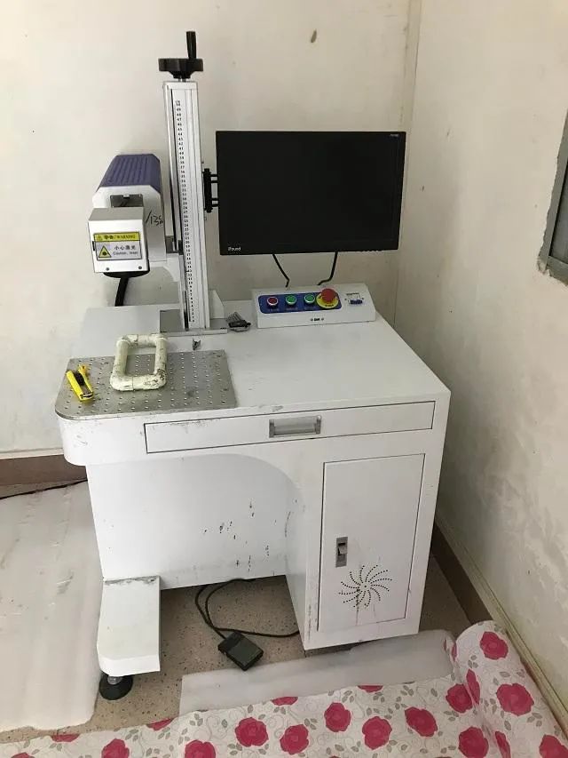 韶关假烟盒案件最新,韶关警方破获盗窃案