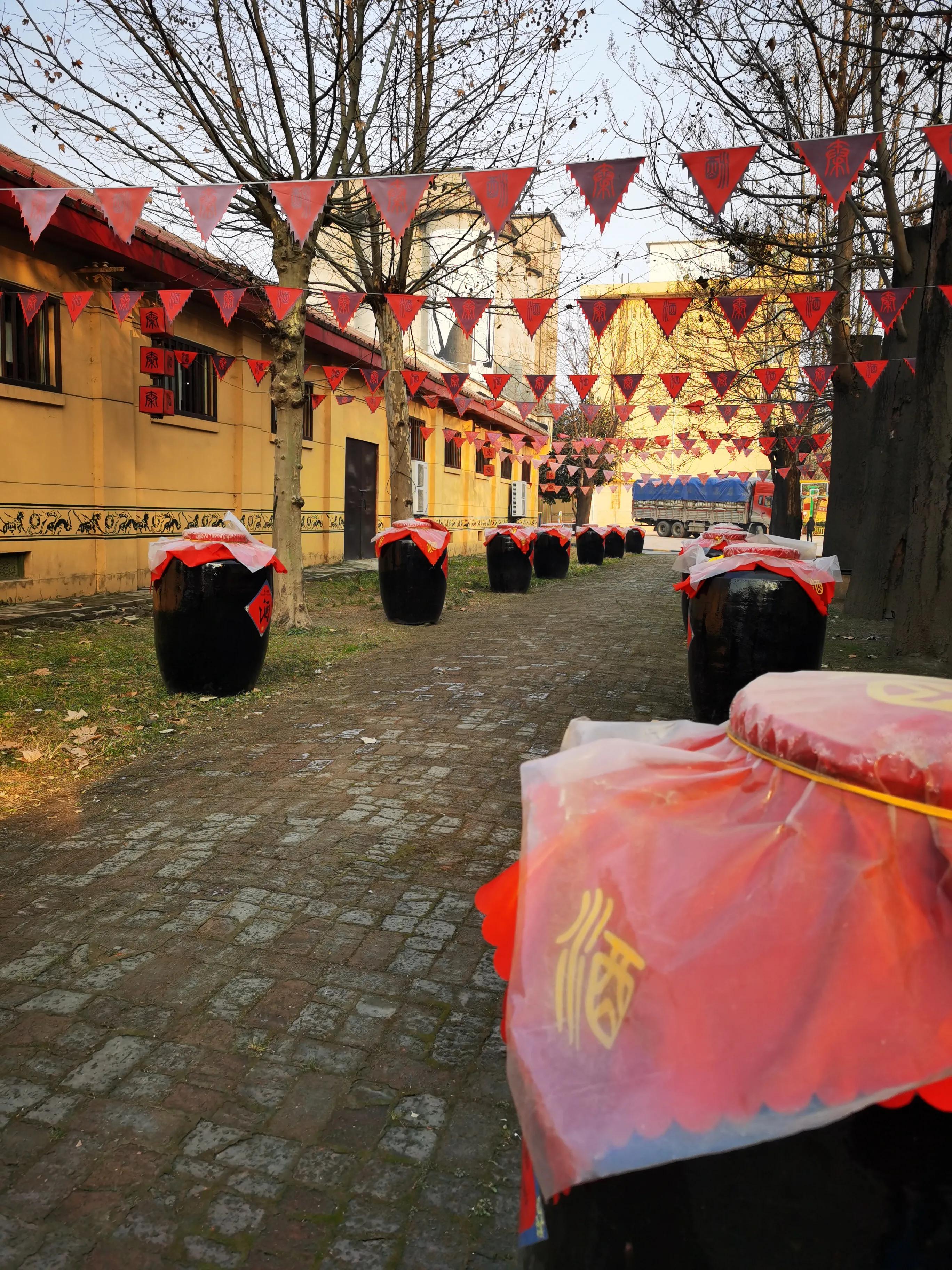 “冰峰”的家原来在这里！西安秦汉酒文化园免费参观，你来么？