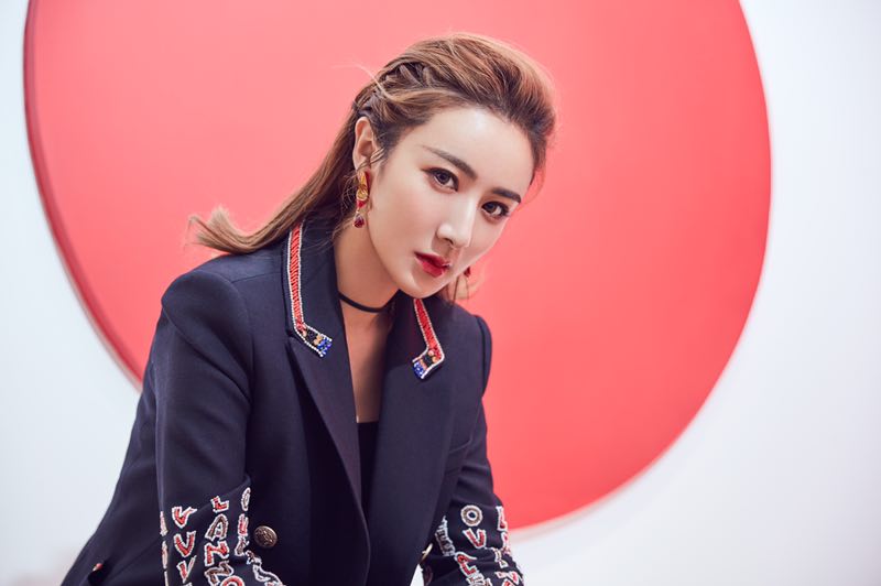 薇娅一场直播卖出12个集装箱的商品,竟不是因为货品好?