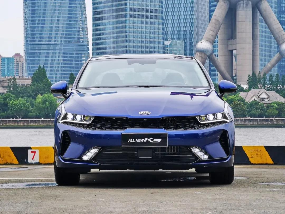 19起亚k5裸车11万,19年起亚k5凯酷1.5t落地价