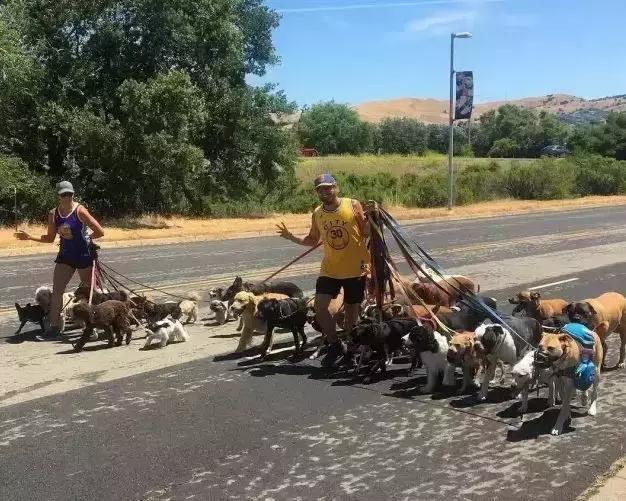 平时瓶盖都拧不开的小女生,平时拧不开瓶盖的女孩原视频