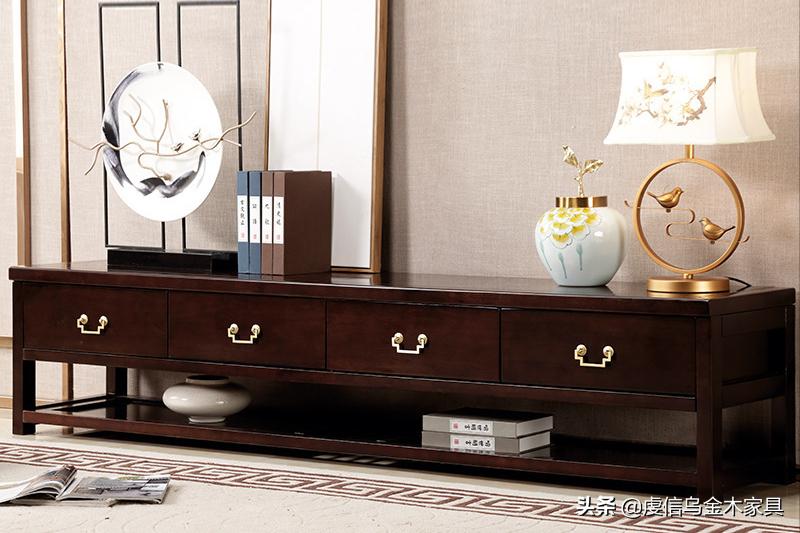 实木家具天气干燥裂,木质家具很容易脏怎么办