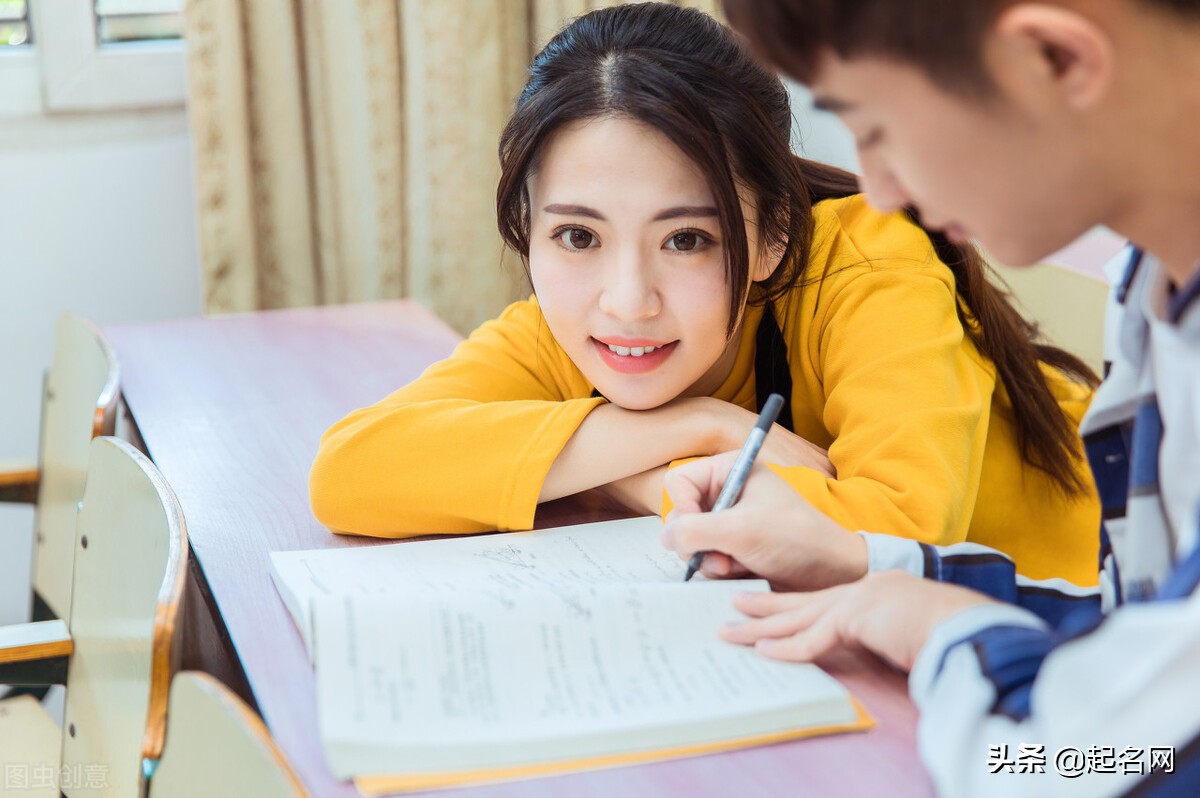百草香女孩,百草味的女孩