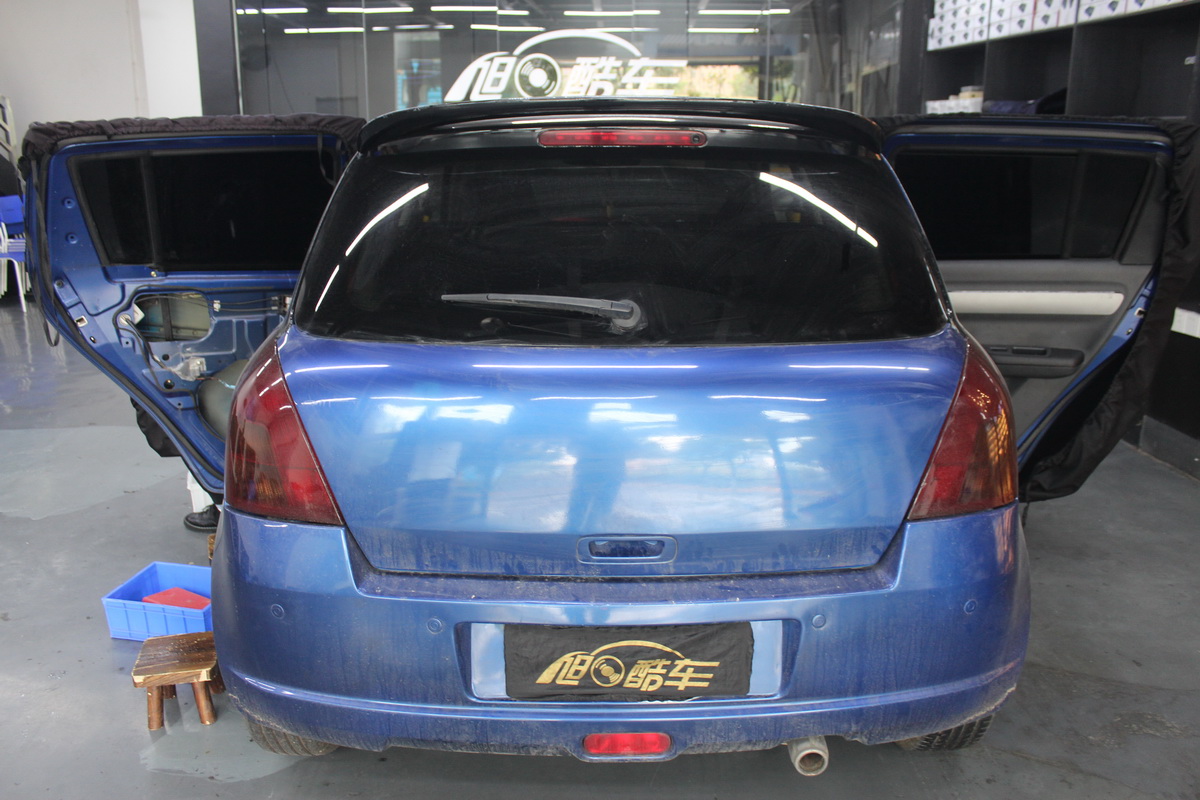 铃木天语前后门升级摩雷玛仕舞二代网红音响套装，8个喇叭真带劲