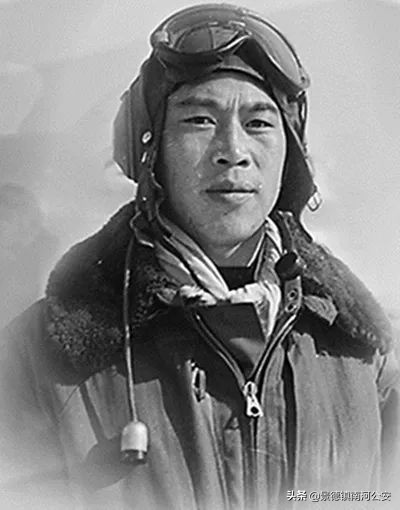 听88岁老兵讲当年参战的故事,关于老一辈飞行员的故事简短