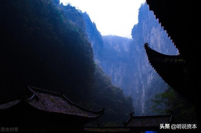 业绩三连降，海外并购不足两年巨亏甩锅疫情，冤大头还是另有隐情