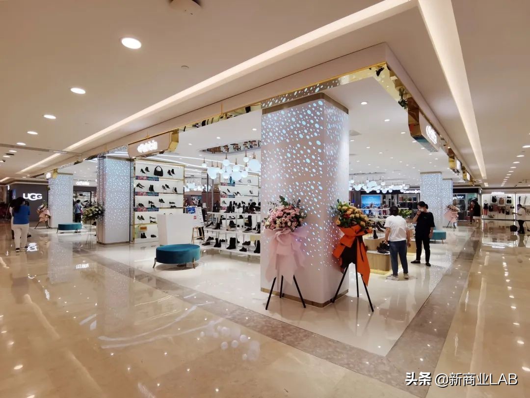 武商武汉国际广场变形记，拥抱变革，推动发展