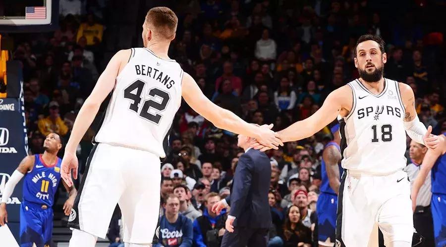 杨毅评马刺莱昂纳德,杨毅说张镇麟是马刺莱昂纳德