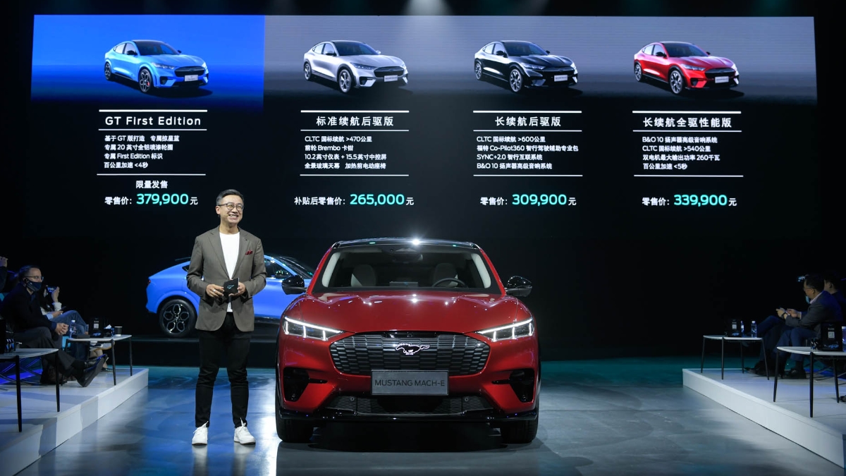 极氪001在电动车中的地位,极氪001新能源电动车对比