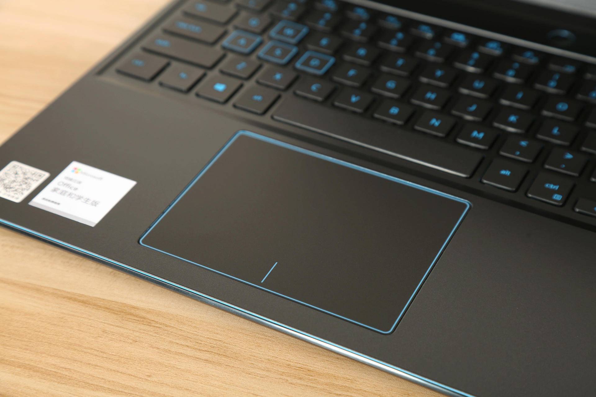 戴尔g33590外星人怎么使用,戴尔电脑做工