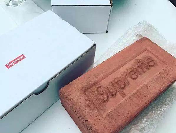 最近很流行的奢侈品周边,最近出的新款奢侈品