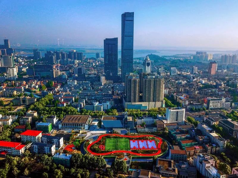 从镇江到镇江市体育中心怎么走,镇江老体育公园