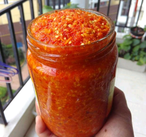 这才是蒜蓉辣酱最正宗的做法,秘制蒜蓉辣酱开胃又下饭