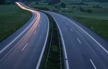 永远在路上谭栖文,永远在路上歌曲抖音