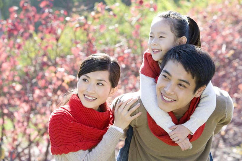 鲍毓明再度回应性侵养女事件,鲍毓明疑似性侵案件真相大白