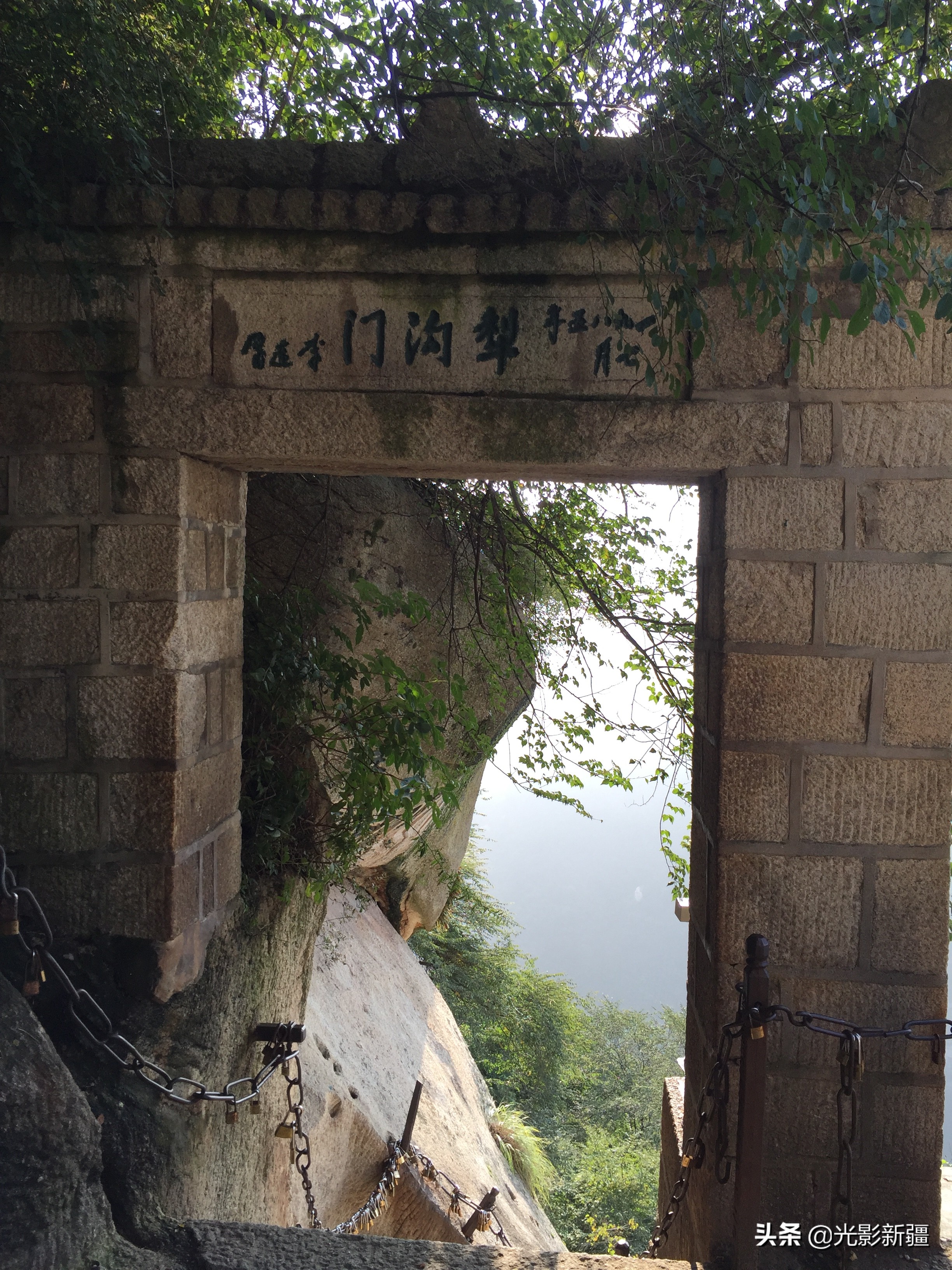 西岳华山徒步攻略,西岳华山夜爬攻略