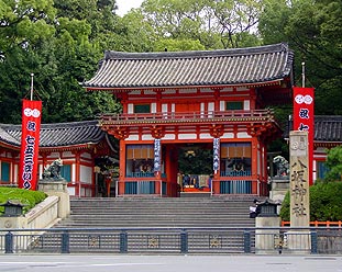 在樱花季邂逅日本十大最美小城,一起去看樱花季的日本京都