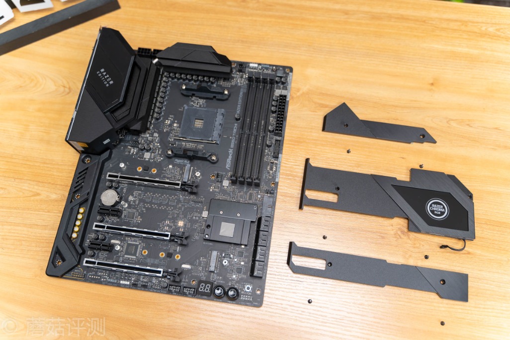 雷蛇华擎x570主板怎么样,华擎x570太极雷蛇定制款主板赏析