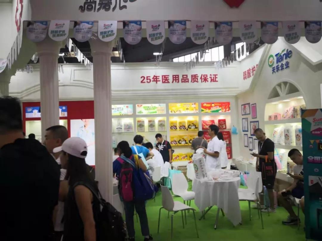 cbme纸尿裤,cbme逛展